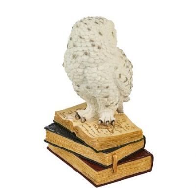 WU201 Бухал бял с цветни книги