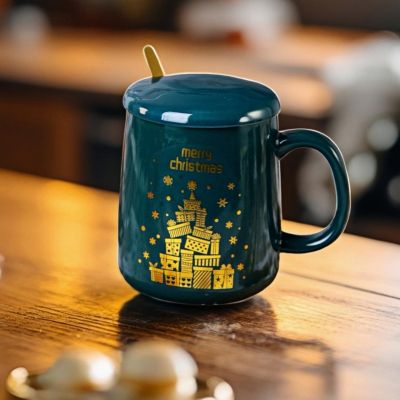 Коледна чаша с лъжичка - Златна елхичка 420мл