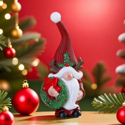 Коледна декорация - Гном с венец 17,5 см
