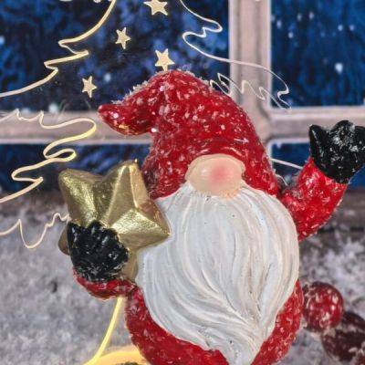 Коледна декорация с лед светлина - Гном